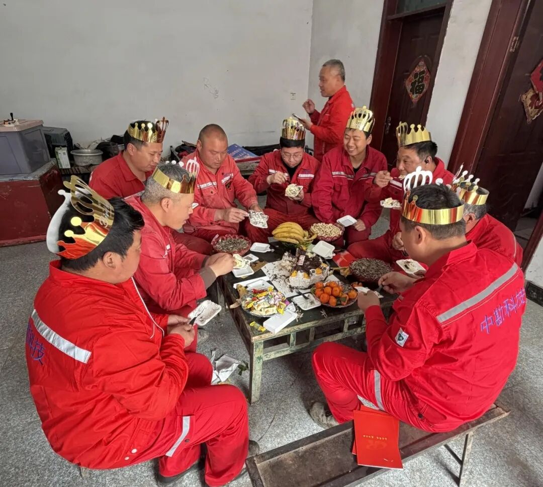 說明: 4ee2ea8e234737deddc14bf845193f00.jpg